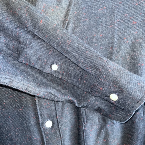 J.Crew Men’s Slim Blue Button Down Medium - Picture 6 of 7